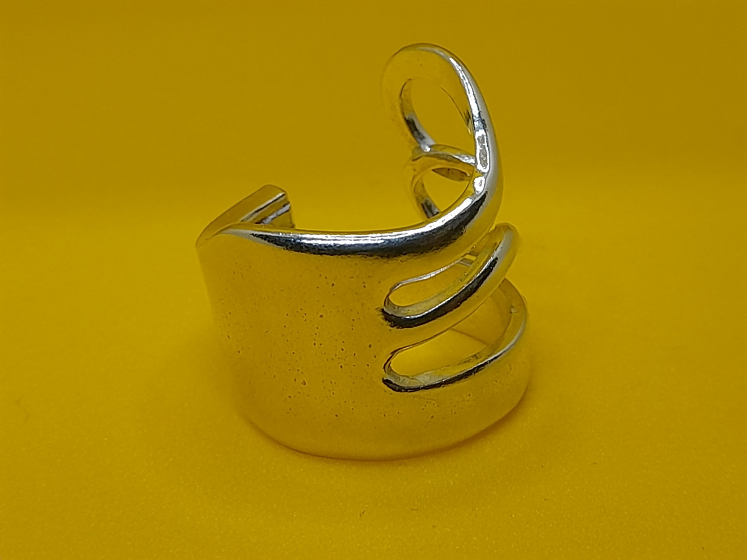 Heart-Themed Solid Silver Fork Ring - Image 4