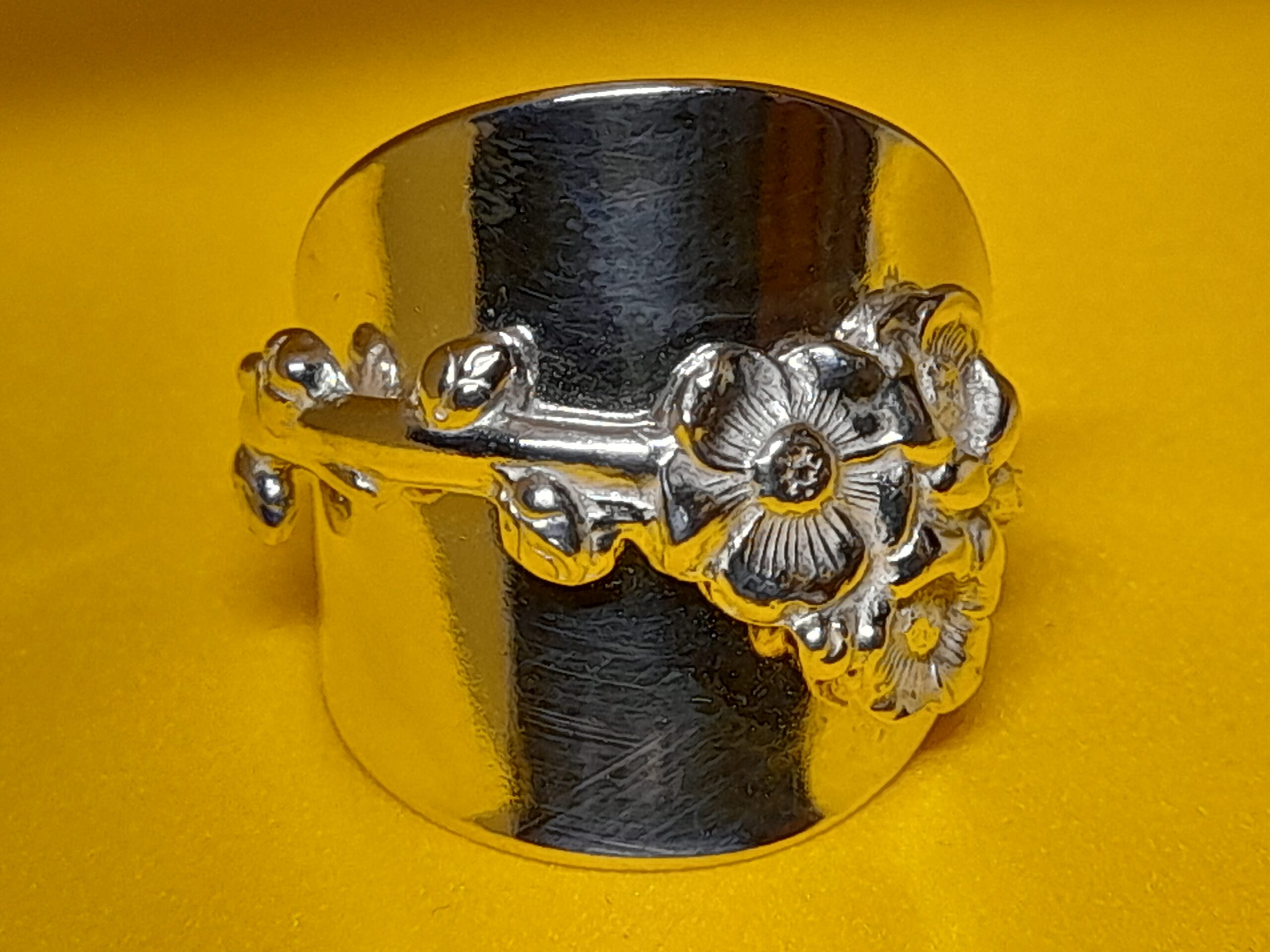 Floral handle Tea spoon Ring, from a Reed & Barton spoon - Image 5