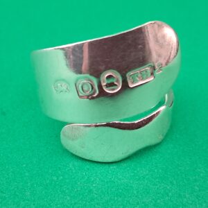 Fiddle Back Handle Spiral Ring