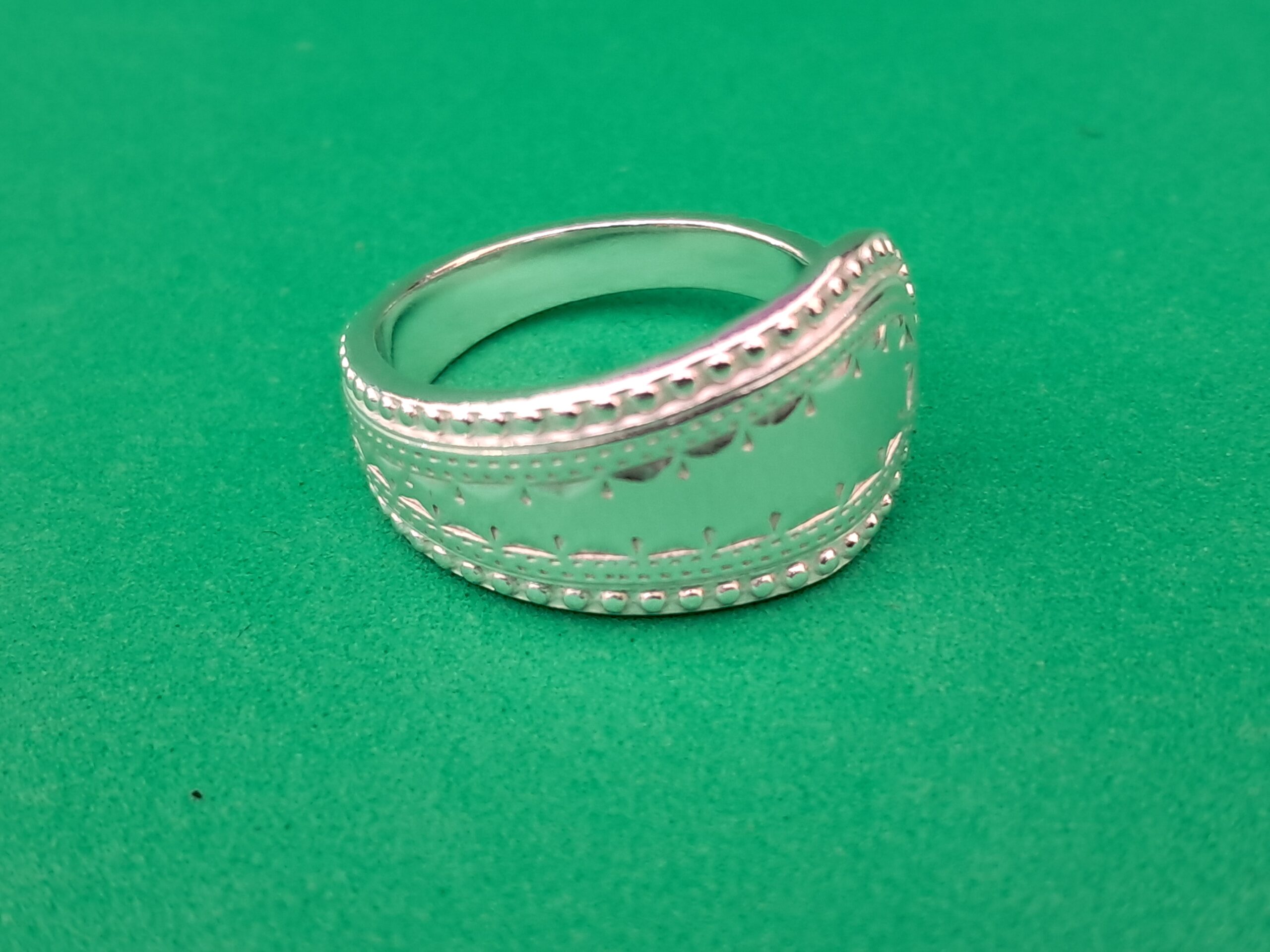 Spoon Handle Ring with Beaded Edge - Image 5